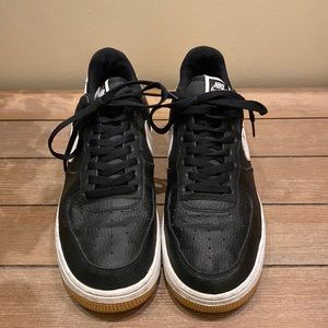 Nike Air Force 1’s Men size 9.5